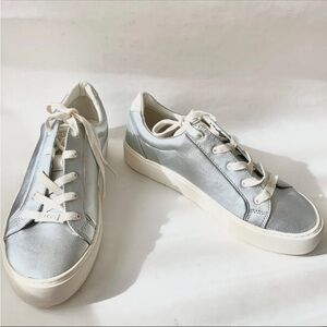 UGG shoes - Zilo Women’s Metallic Silver leather Lace-Up Sneakers